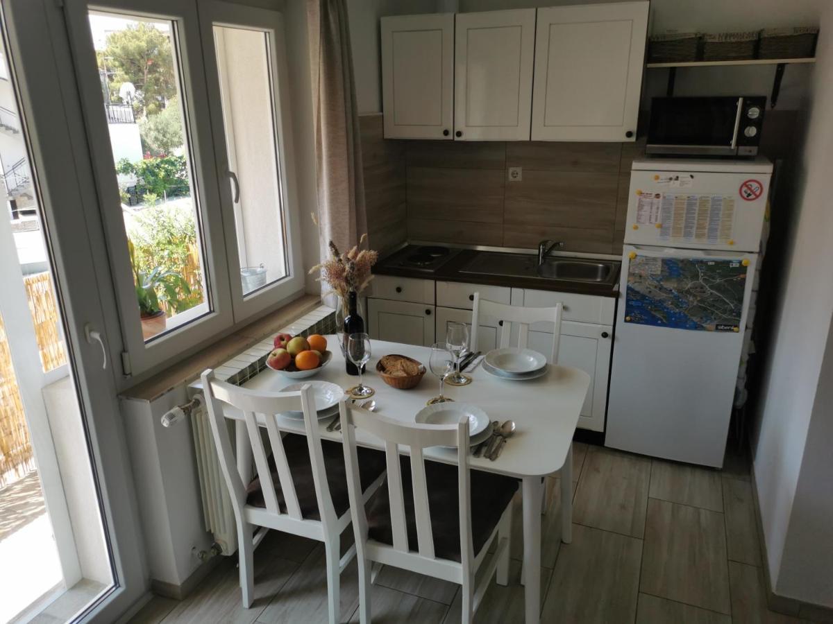 Apartman Jela Šibenik Exteriör bild