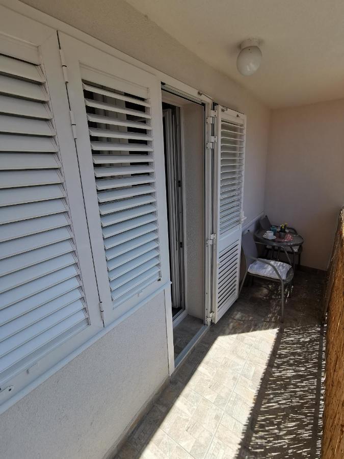 Apartman Jela Šibenik Exteriör bild