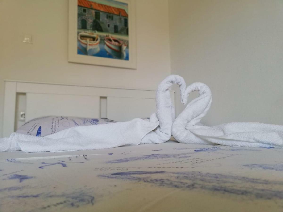 Apartman Jela Šibenik Exteriör bild