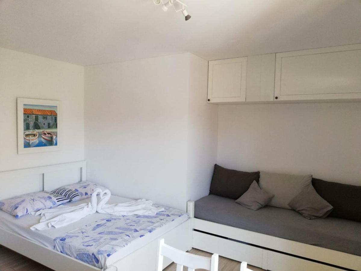Apartman Jela Šibenik Exteriör bild