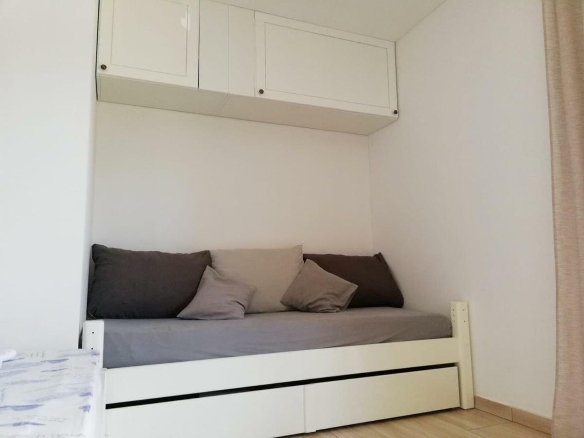 Apartman Jela Šibenik Exteriör bild